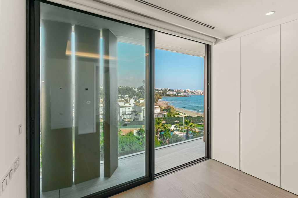 Penthouse Duplex Estepona Málaga - image 27