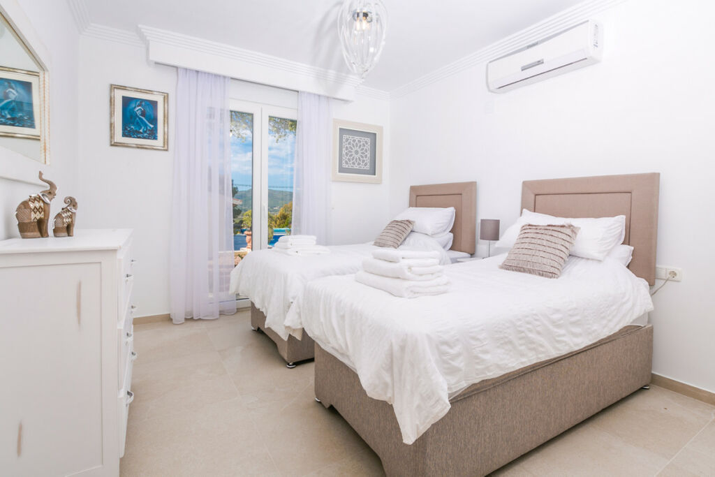 Detached Villa Javea Alicante - image 27