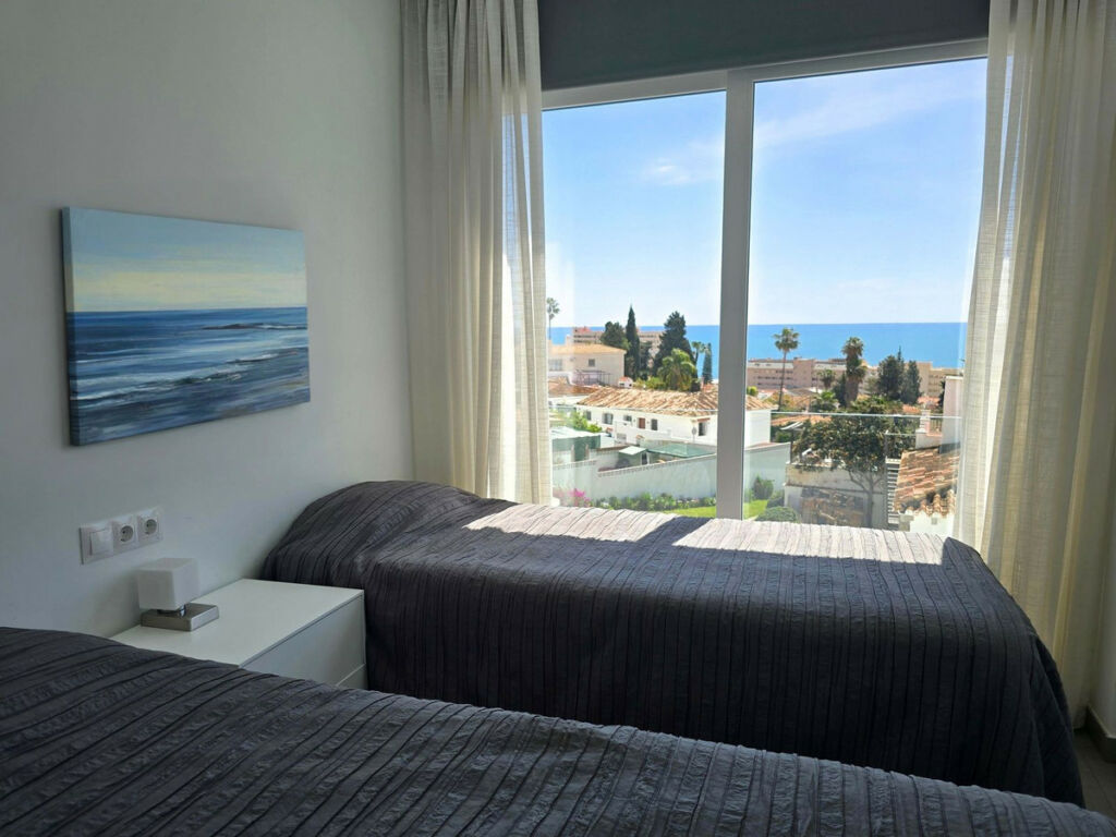 Detached Villa Torreblanca Málaga - image 27