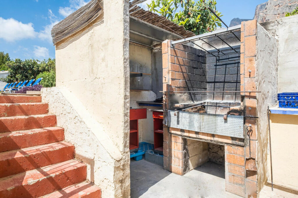Detached Villa Polop Alicante - image 27