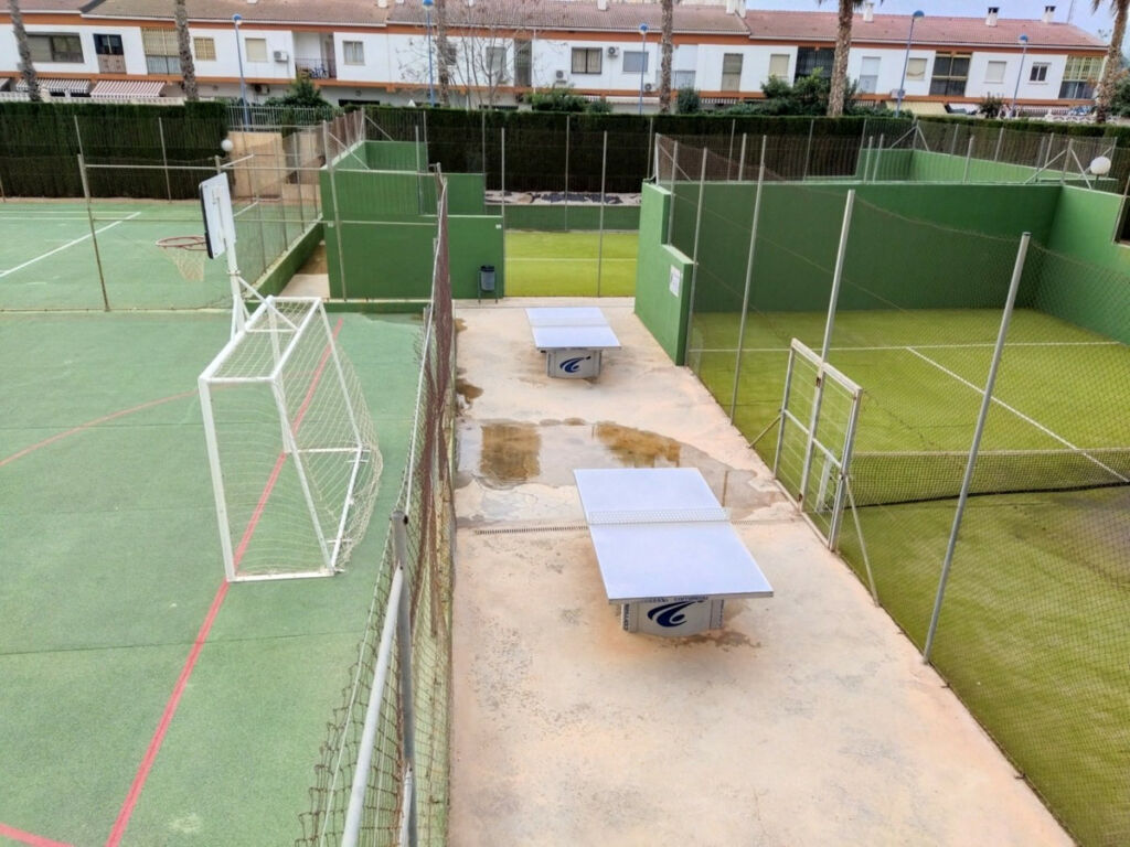 Middle Floor Apartment Benidorm Alicante - image 27