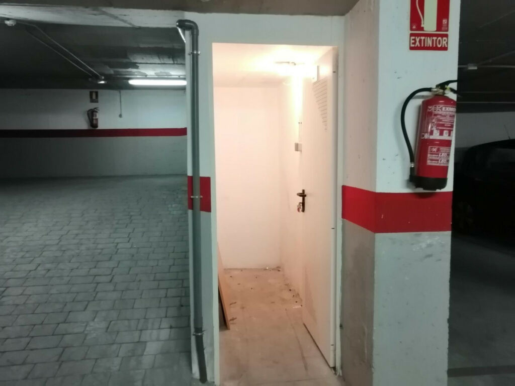 Middle Floor Apartment Torrevieja Alicante - image 19