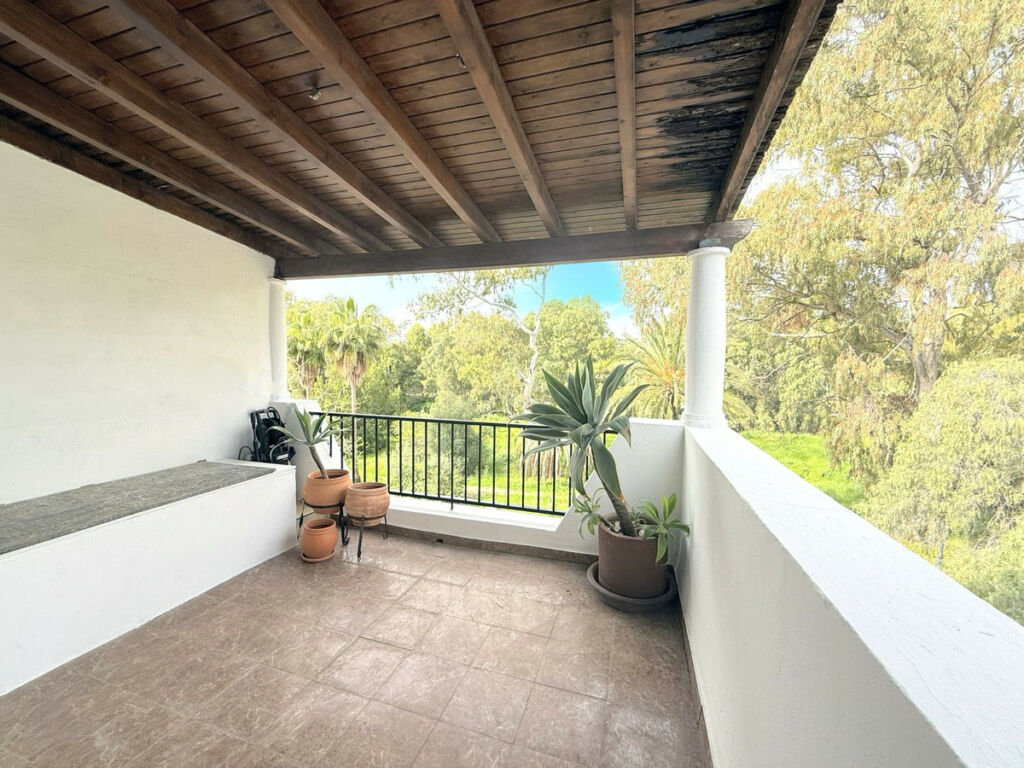 Townhouse Nueva Andalucía Málaga - image 27
