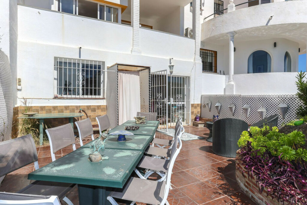 Townhouse Monda Málaga - image 27