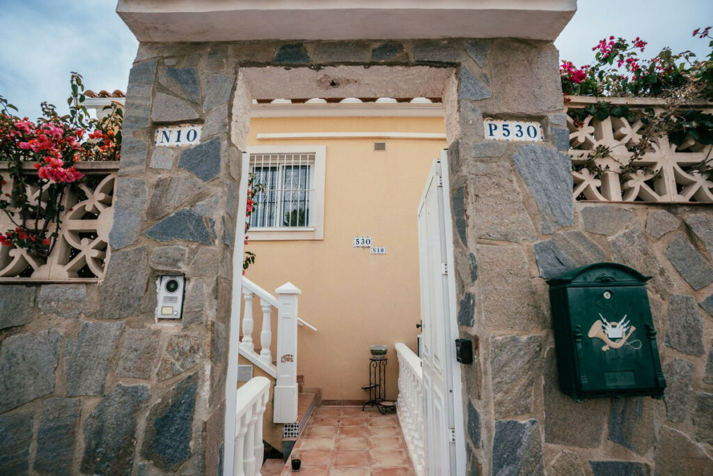 Detached Villa Villamartin Alicante - image 27