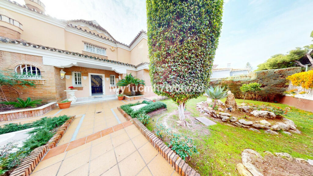 Detached Villa Málaga Málaga - image 28