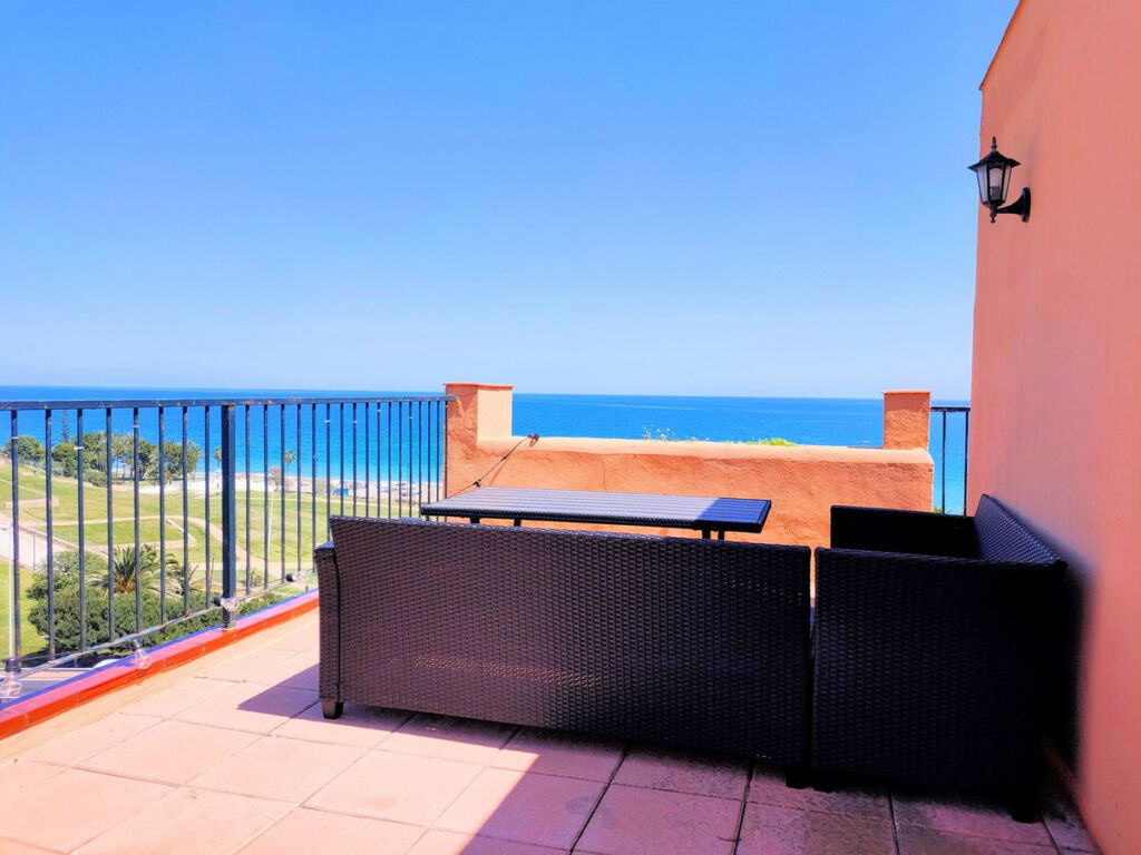 Penthouse Fuengirola Málaga - image 28