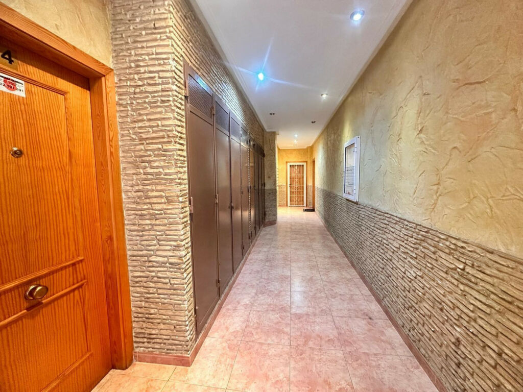 Penthouse Torrevieja Alicante - image 28
