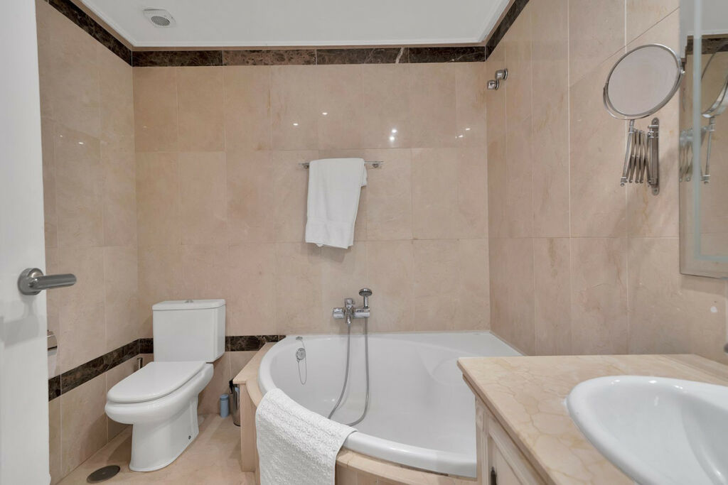 Ground Floor Apartment New Golden Mile Málaga - image 28