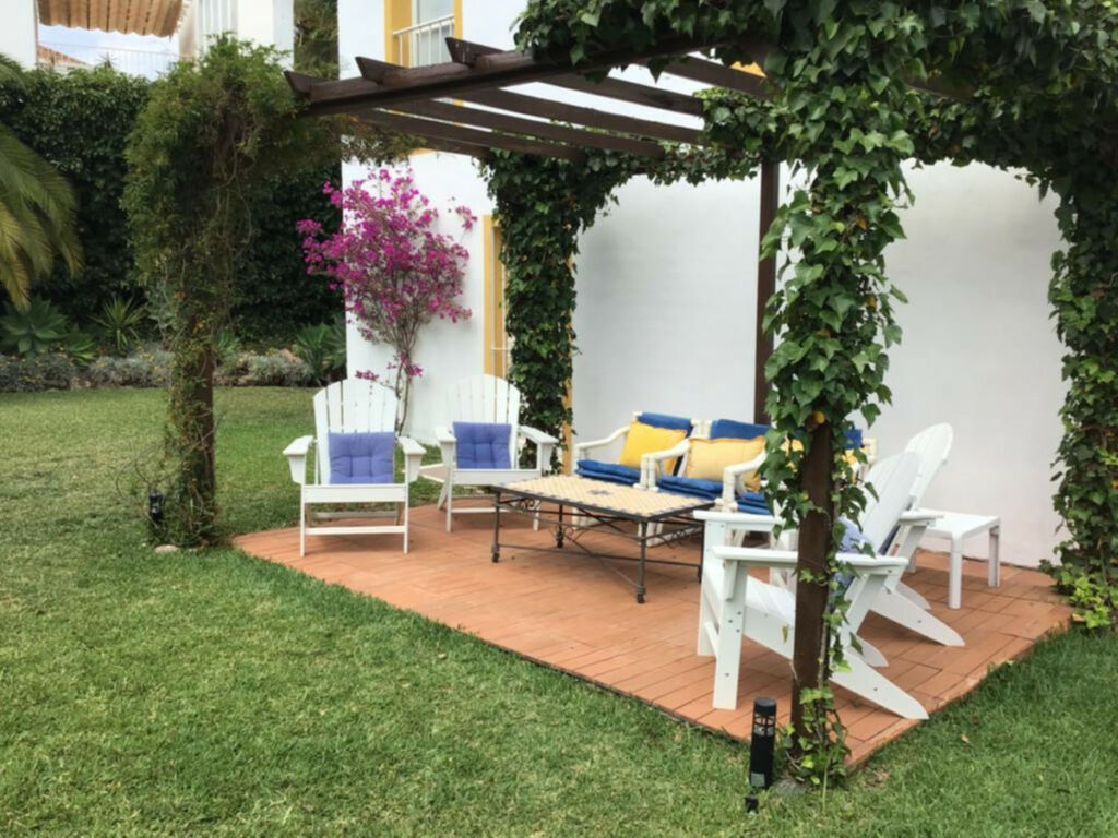 Detached Villa Nueva Andalucía Málaga - image 28