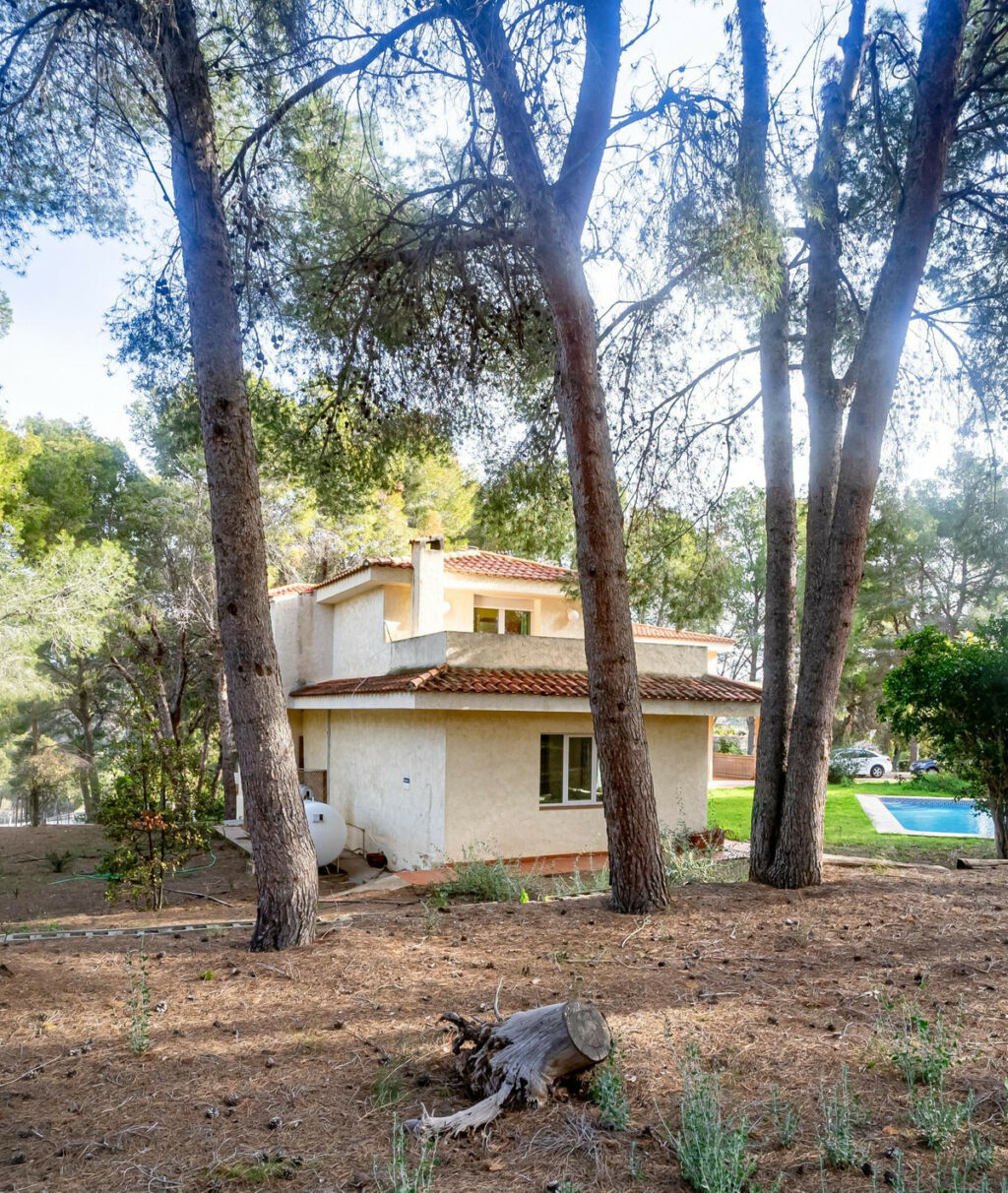 Detached Villa L'Alfás del Pi Alicante - image 28