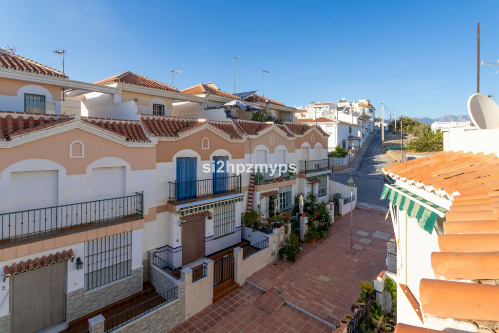 Townhouse Torrox Málaga - image 28