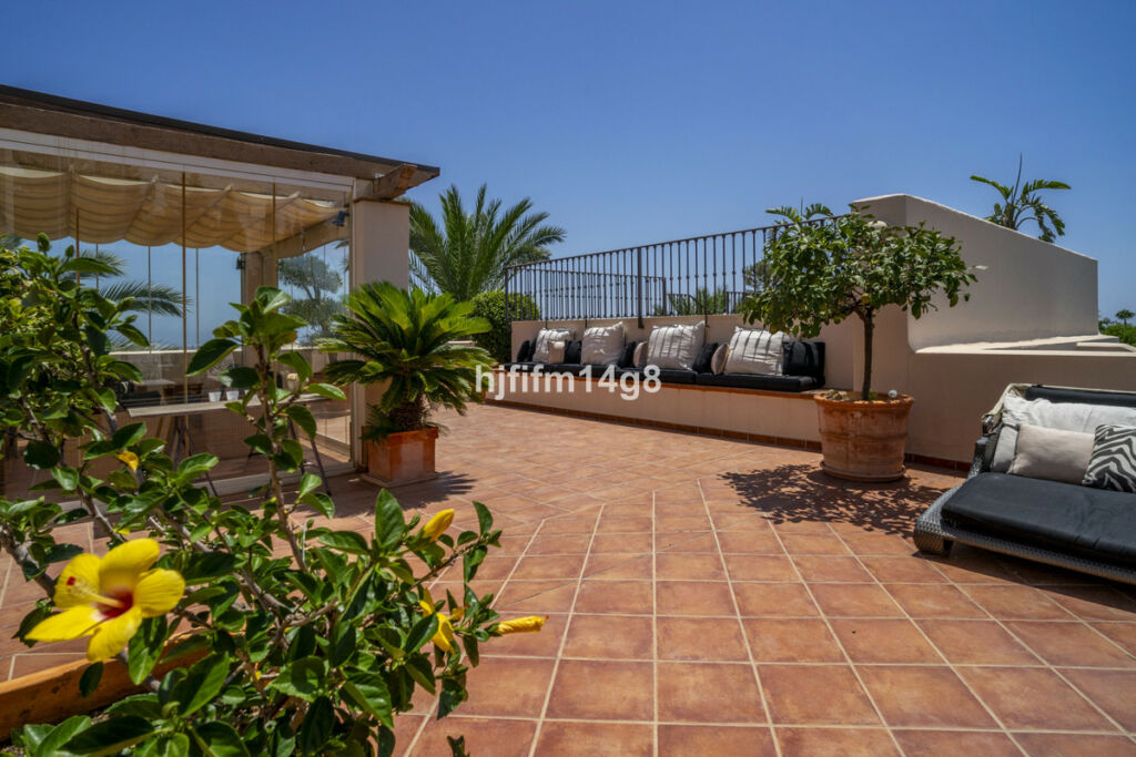 Penthouse Duplex Estepona Málaga - image 28