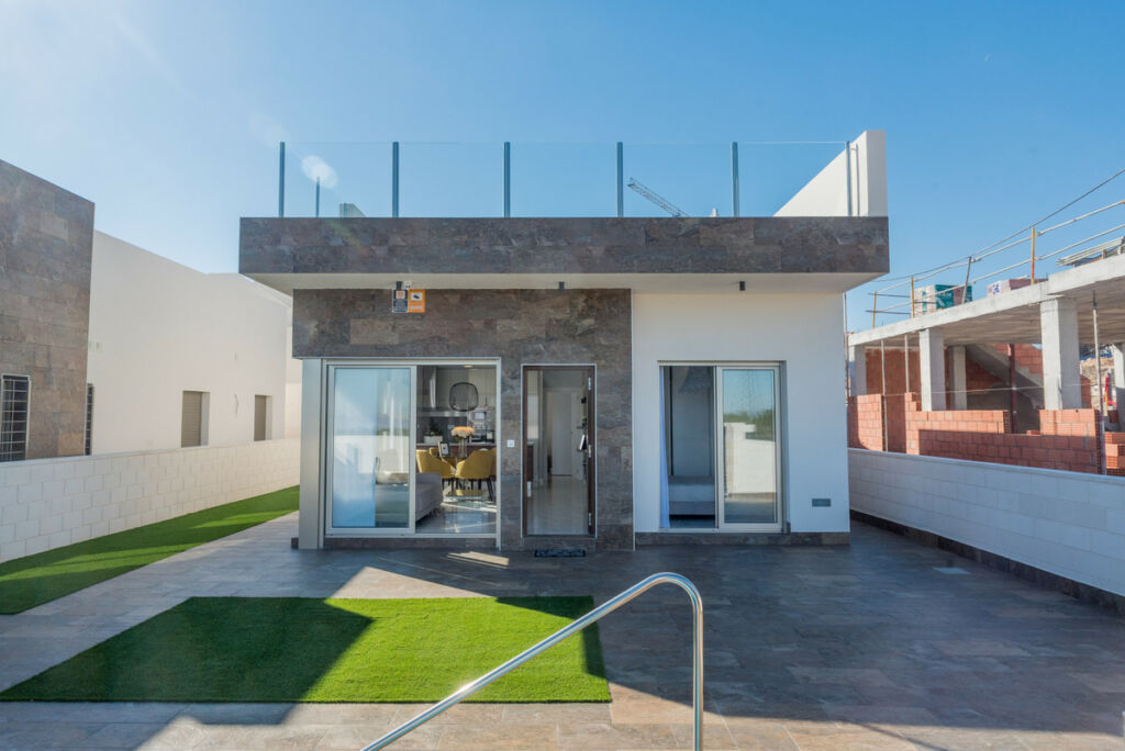 Detached Villa Villamartin Alicante - image 29