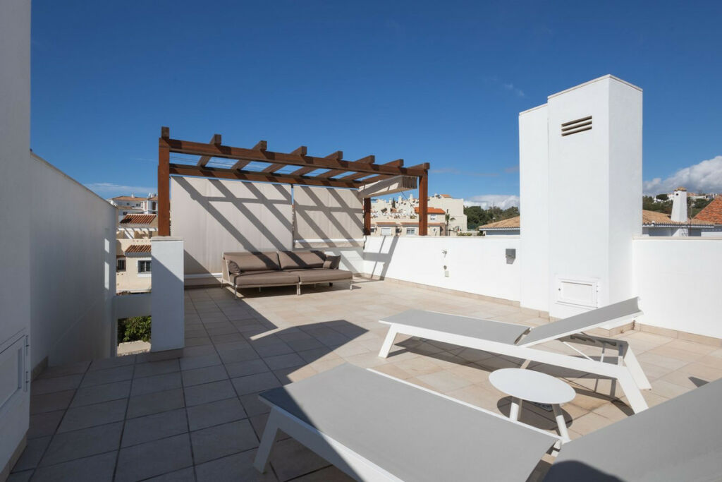 Semi-Detached House Calahonda Málaga - image 9
