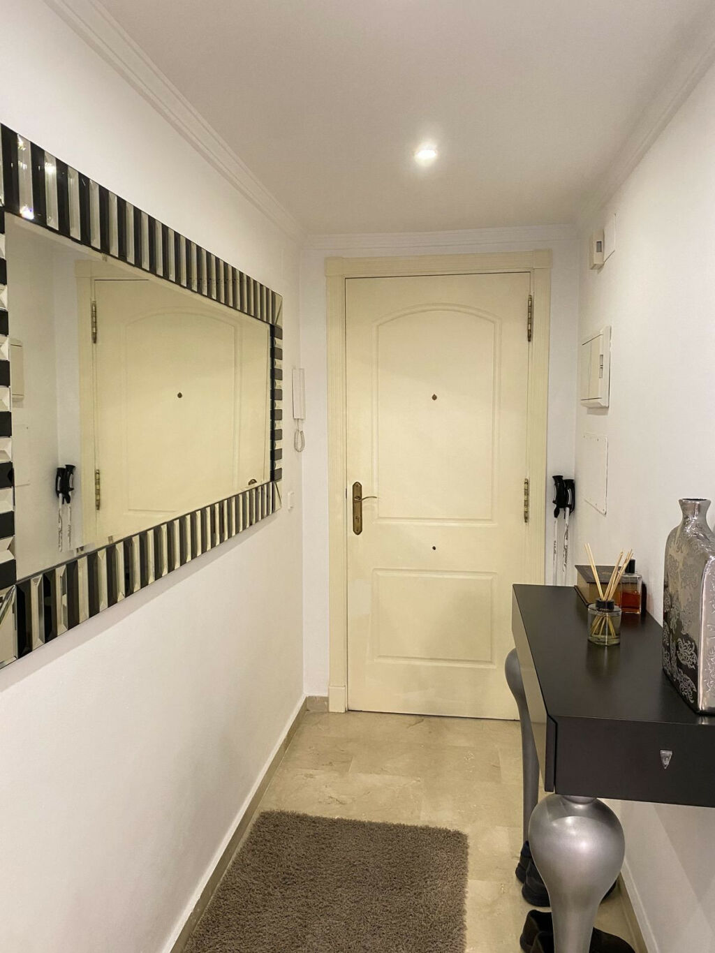 Middle Floor Apartment Puerto Banús Málaga - image 29