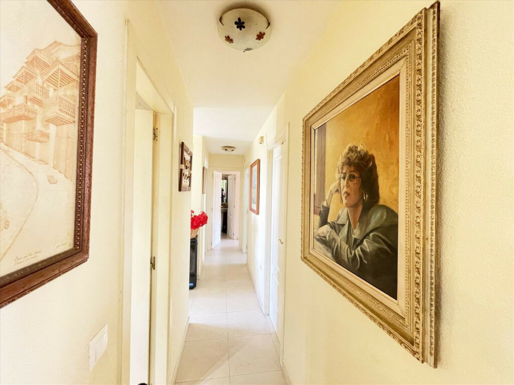 Middle Floor Apartment Calpe Alicante - image 29