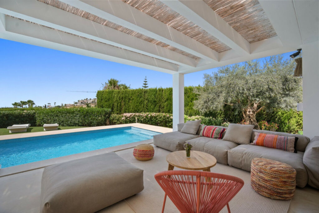 Detached Villa El Paraiso Málaga - image 29