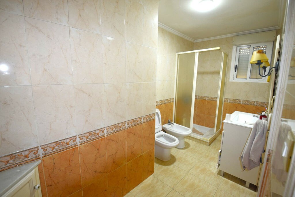 Semi-Detached House Guardamar del Segura Alicante - image 3