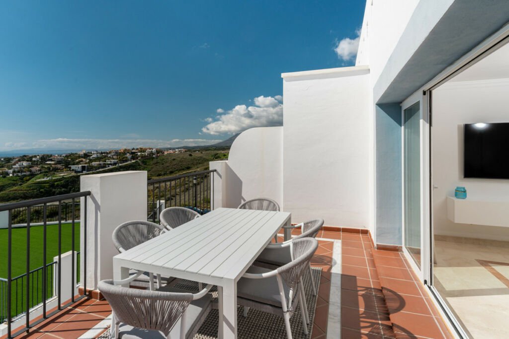 Penthouse Duplex Benahavís Málaga - image 3