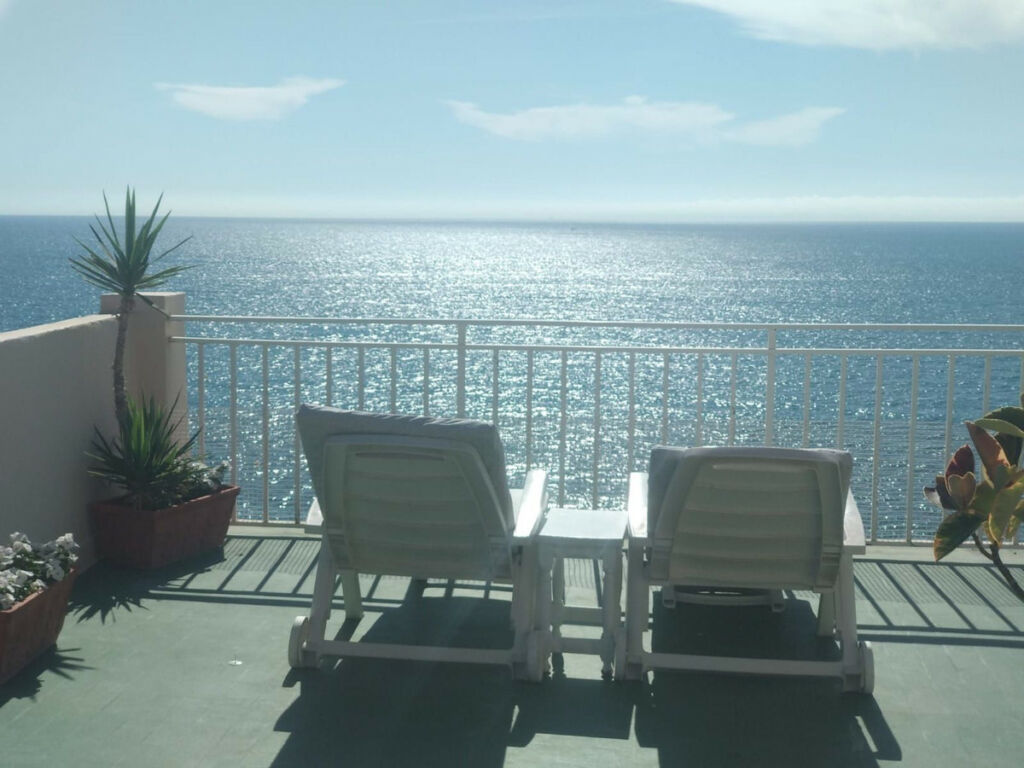 Penthouse Fuengirola Málaga - image 3
