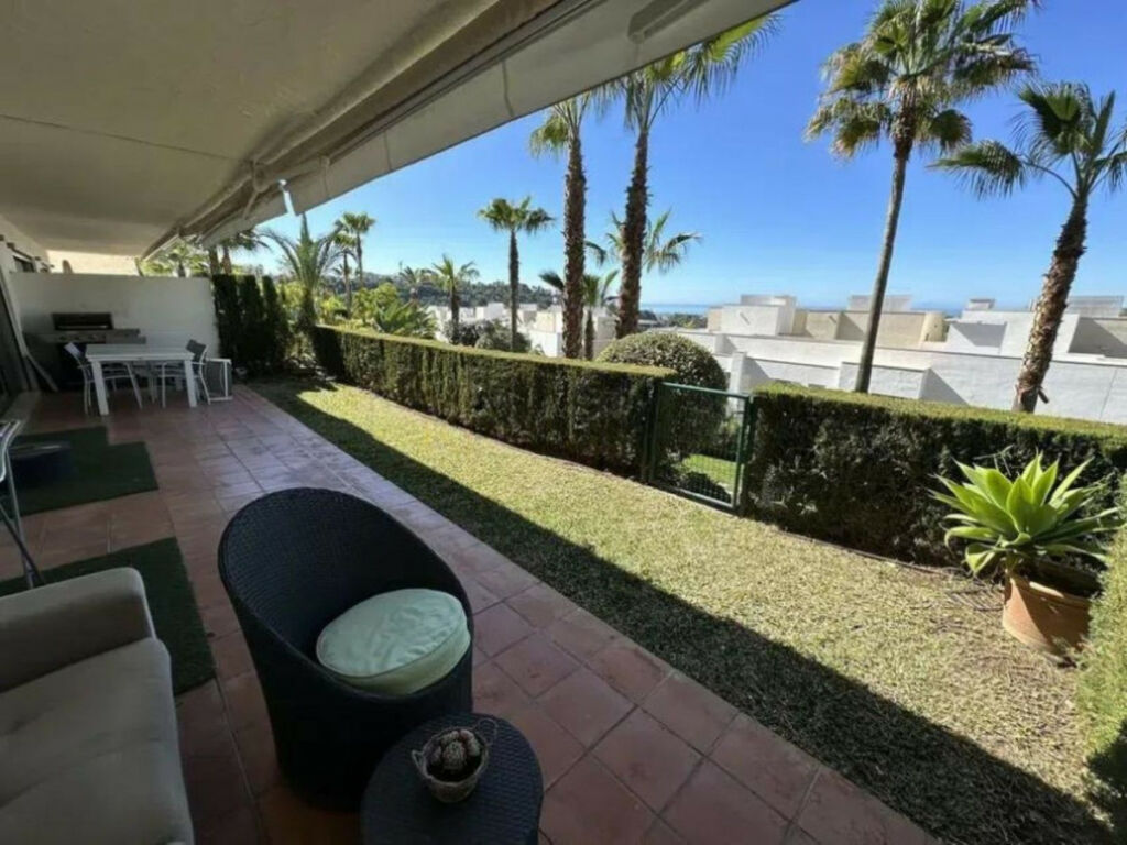Ground Floor Apartment Marbella Málaga - image 3