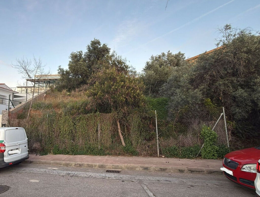Residential Plot Rincón de la Victoria Málaga - image 3