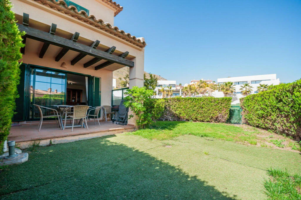 Townhouse Finestrat Alicante - image 3
