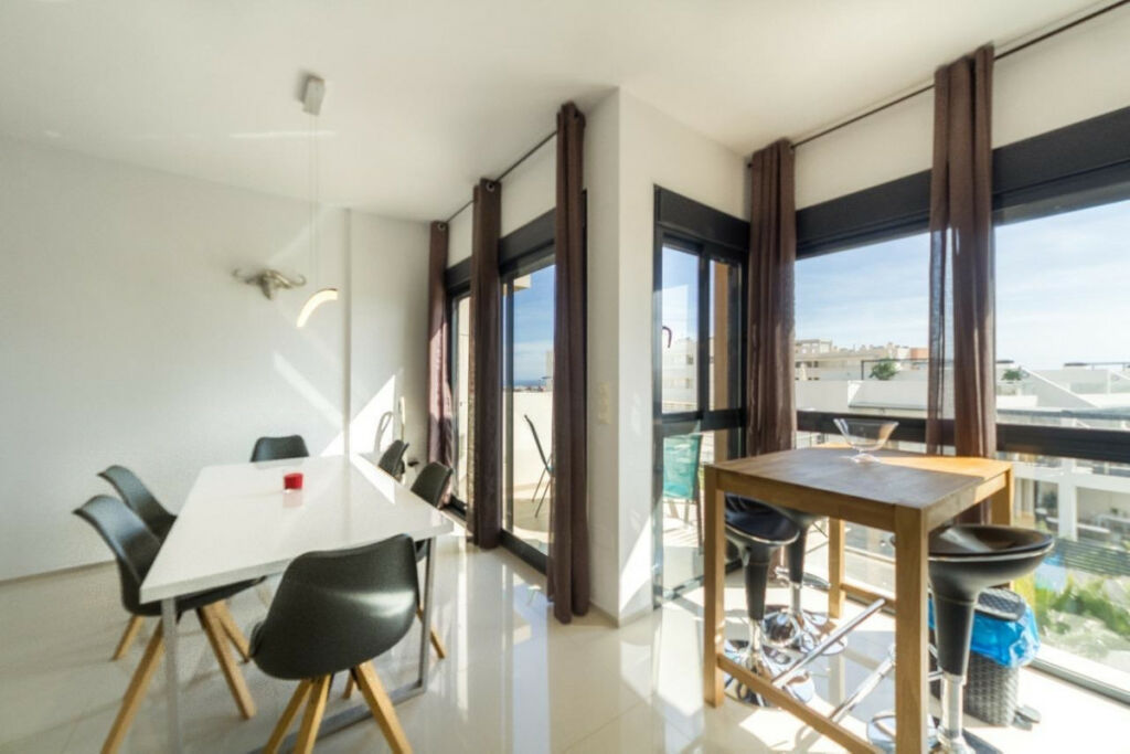 Penthouse Los Dolses Alicante - image 3