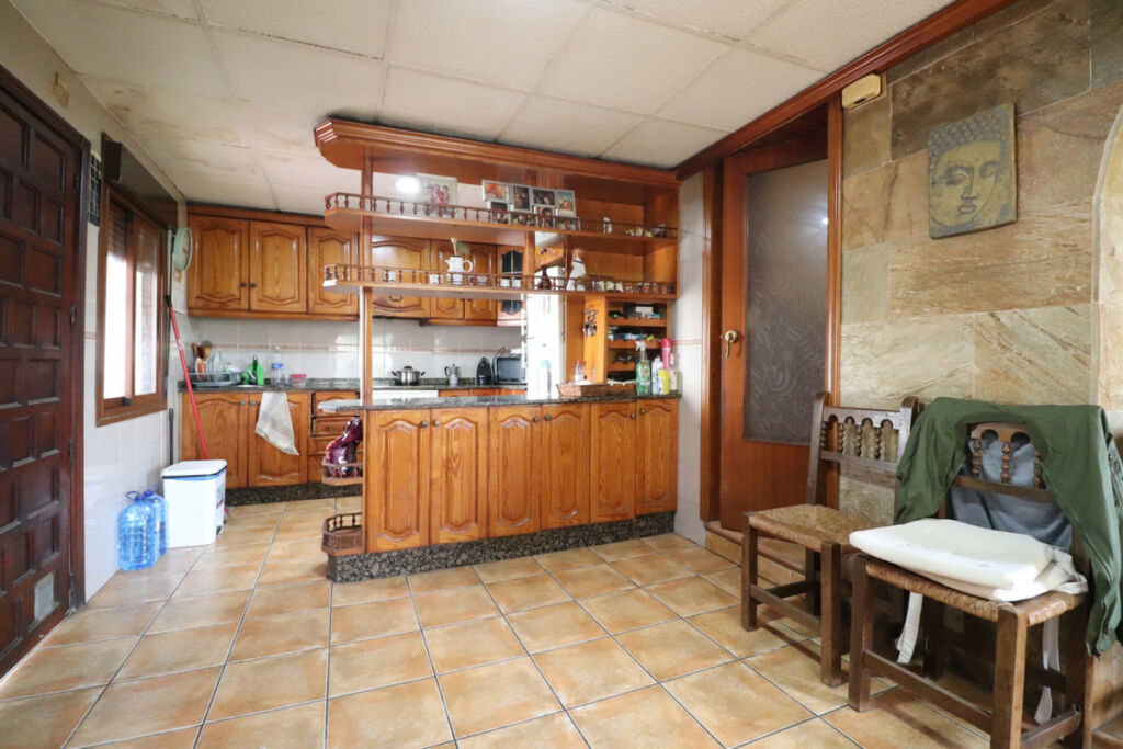 Detached Villa Heredades Alicante - image 4