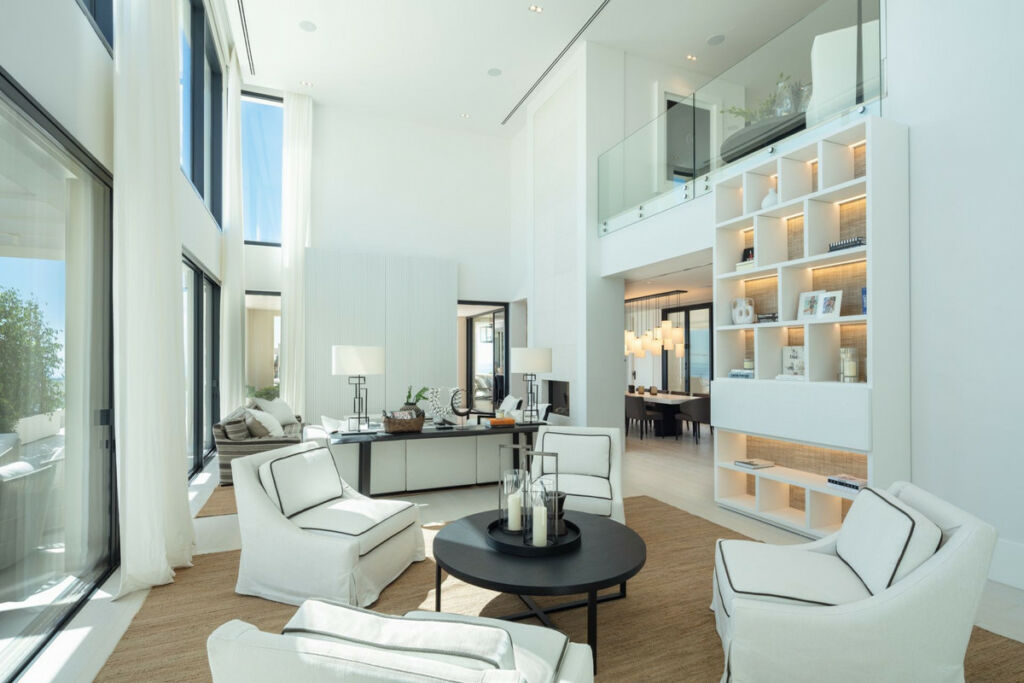 Detached Villa La Quinta Málaga - image 3