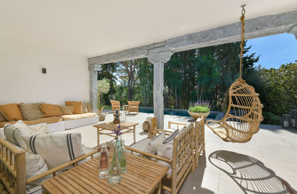 Detached Villa Hacienda Las Chapas Málaga - image 3