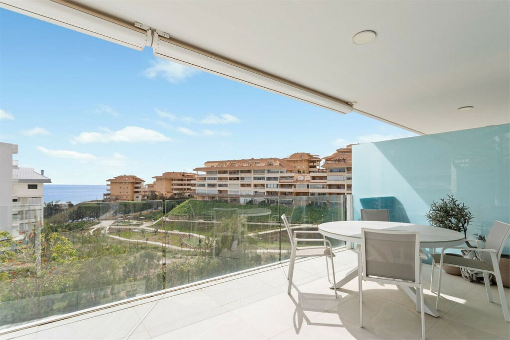 Penthouse Higueron Málaga - image 3