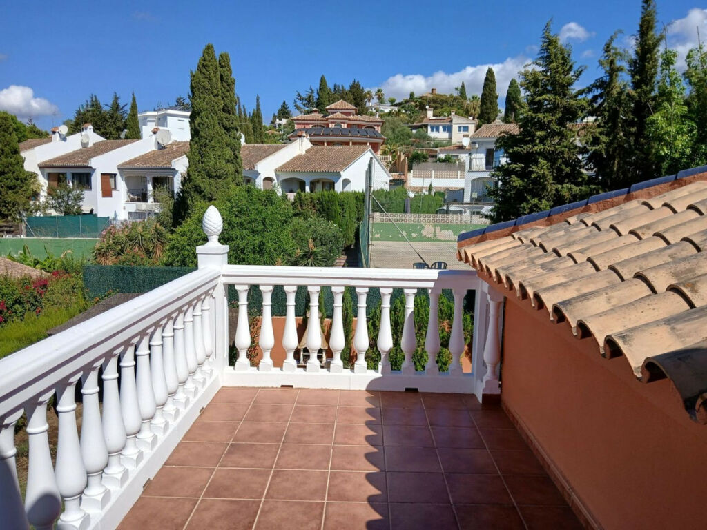 Detached Villa Mijas Málaga - image 3