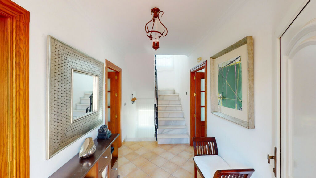 Detached Villa Torre del Mar Málaga - image 3