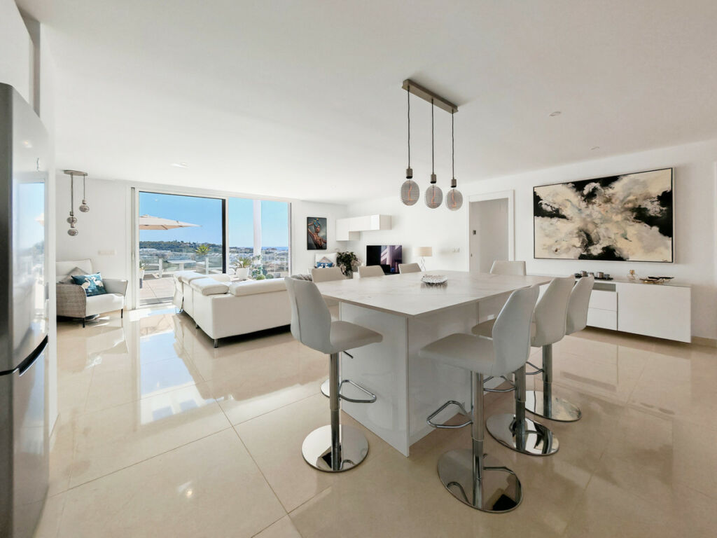 Penthouse La Cala de Mijas Málaga - image 3