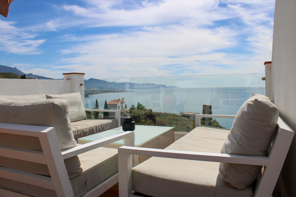Semi-Detached House Nerja Málaga - image 3