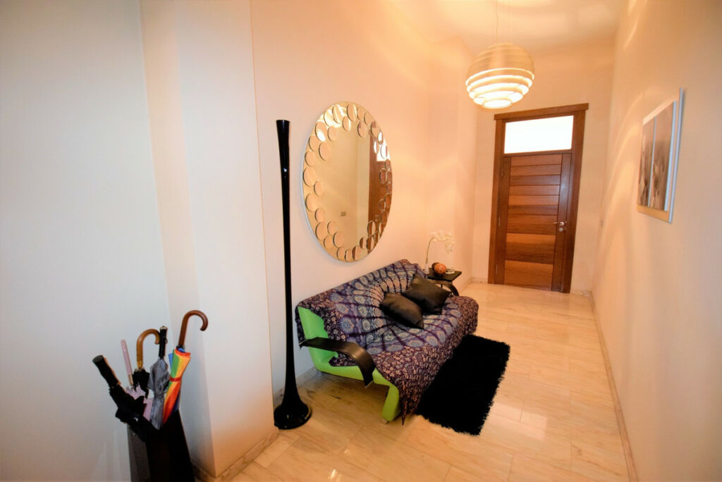 Townhouse Guardamar del Segura Alicante - image 3