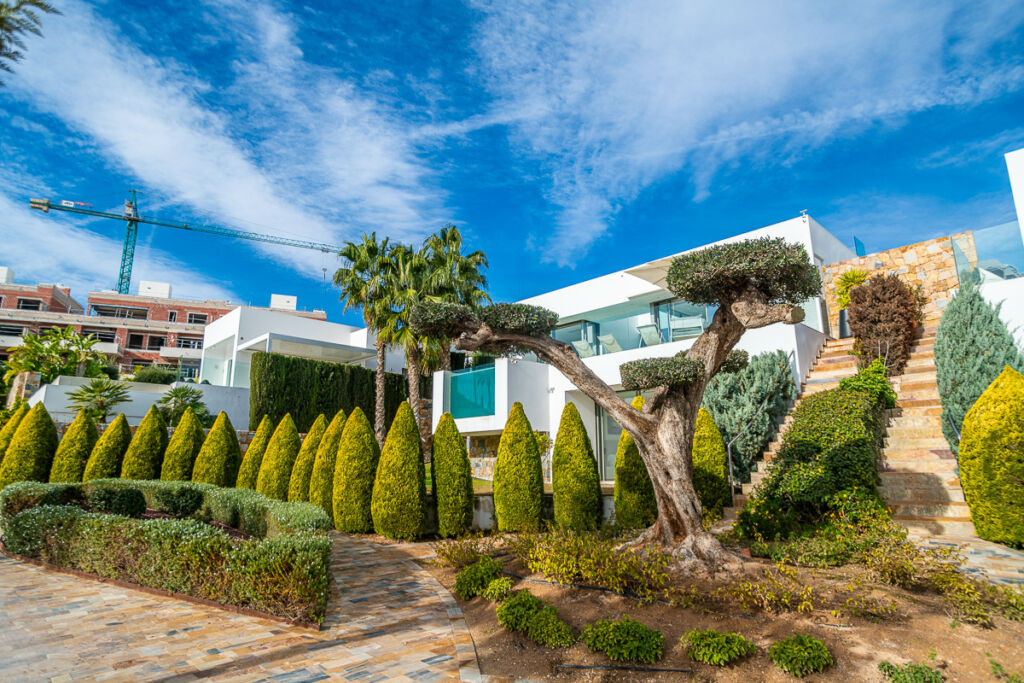 Detached Villa Las Colinas Golf Alicante - image 3