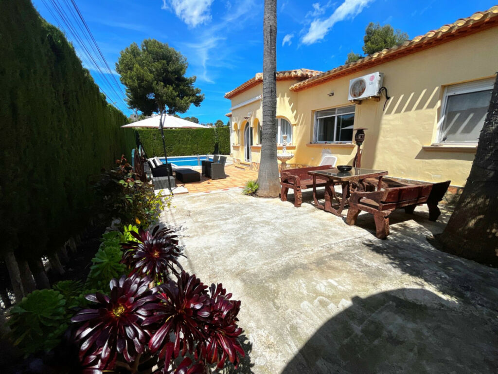 Detached Villa Javea Alicante - image 3