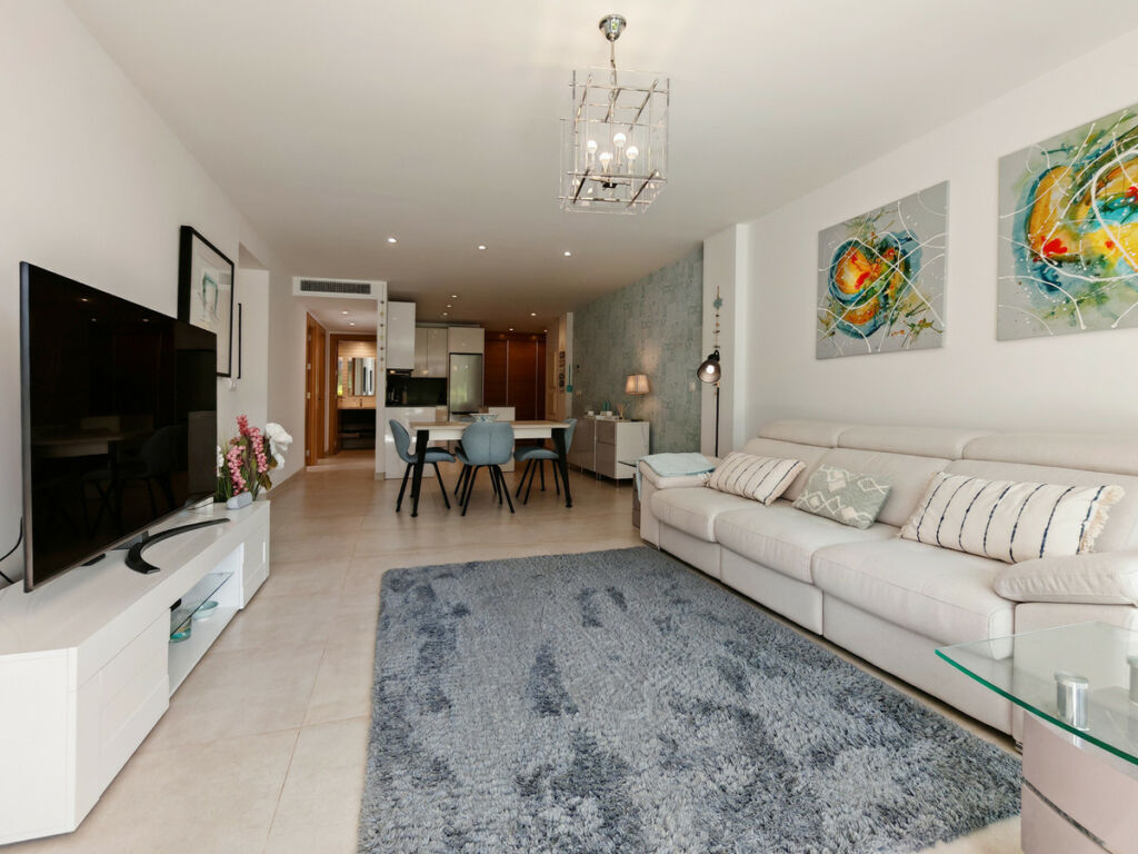 Ground Floor Apartment La Cala de Mijas Málaga - image 3