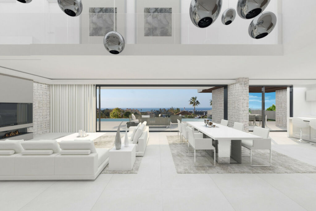 Detached Villa Estepona Málaga - image 3