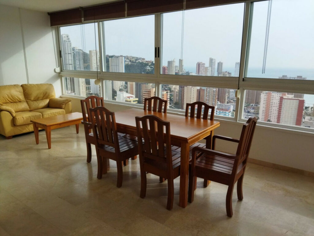 Middle Floor Apartment Benidorm Alicante - image 3