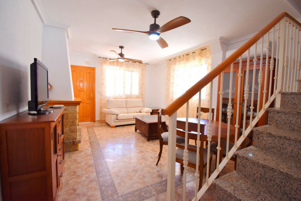 Townhouse Los Altos Alicante - image 3