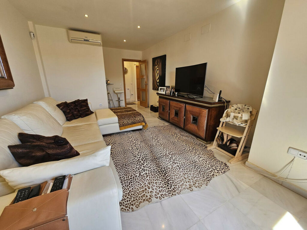 Penthouse La Cala de Mijas Málaga - image 3