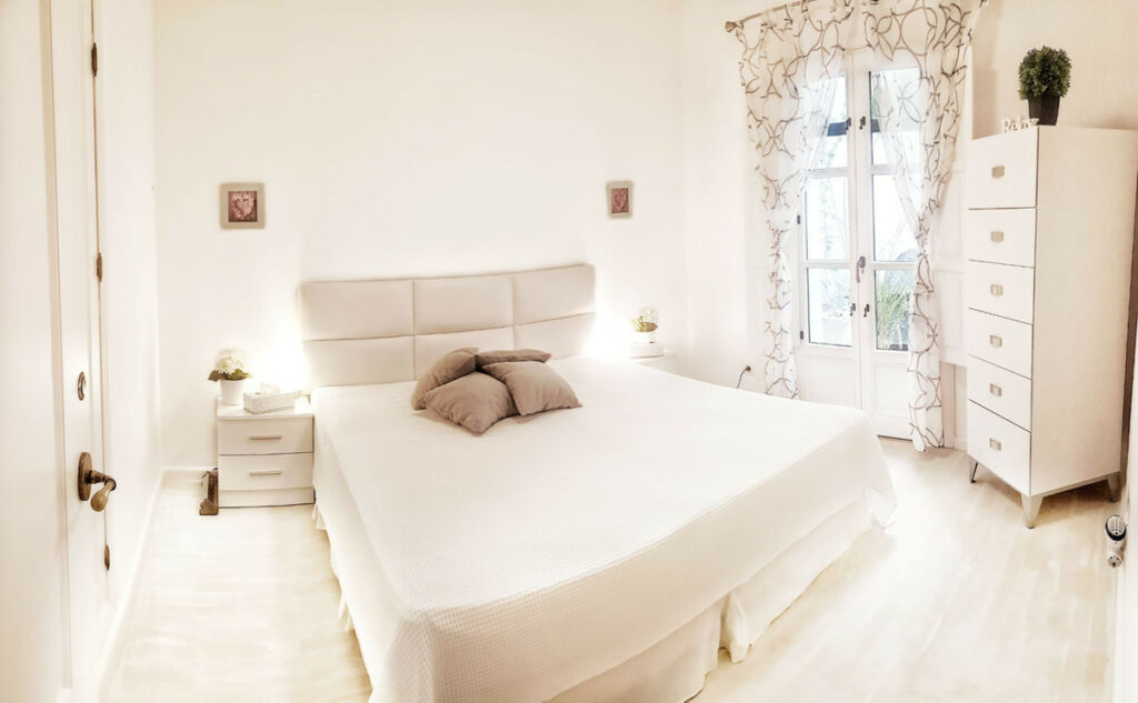 Ground Floor Apartment Marbella Málaga - image 3