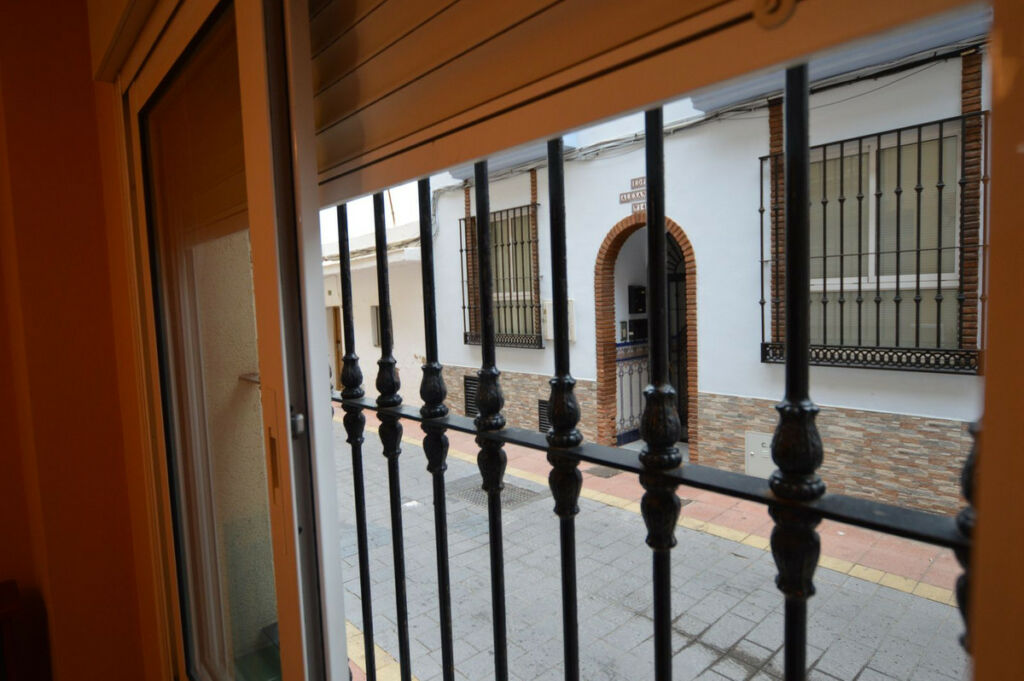 Ground Floor Apartment Los Boliches Málaga - image 3