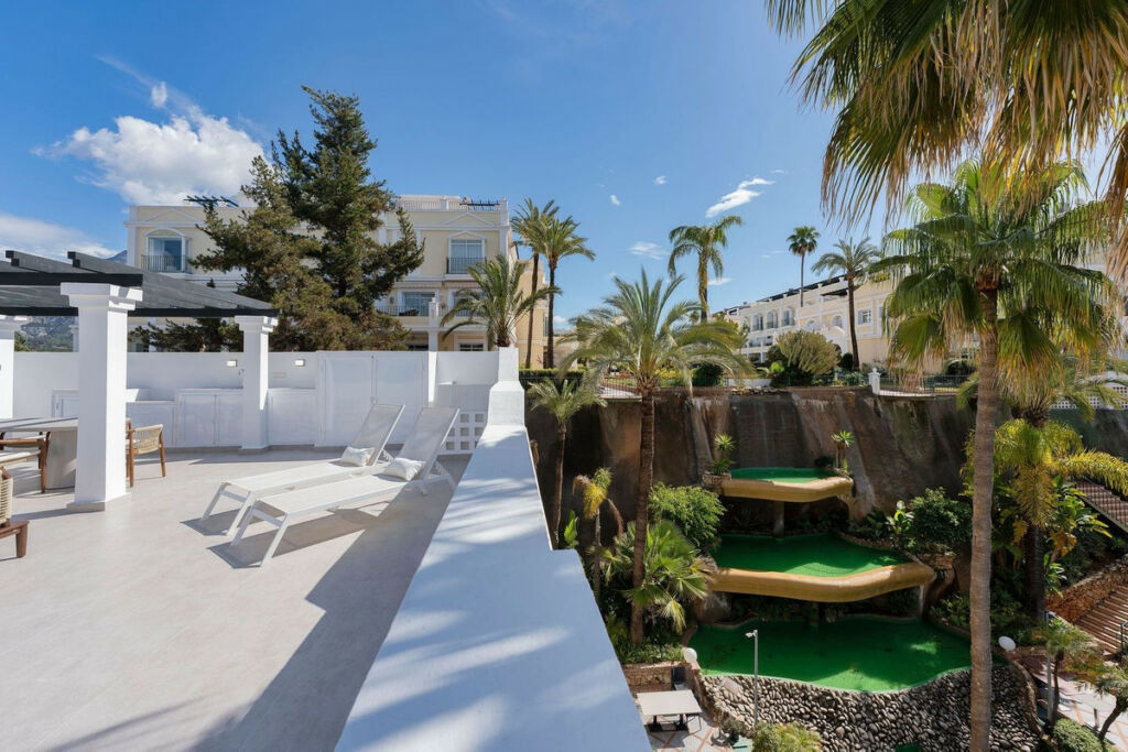 Penthouse Nueva Andalucía Málaga - image 5