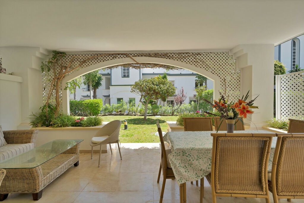 Ground Floor Apartment New Golden Mile Málaga - image 3