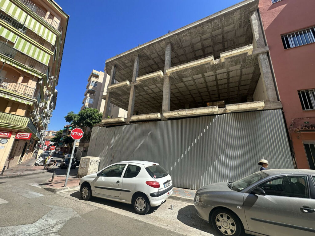 Ground Floor Apartment Fuengirola Málaga - image 3